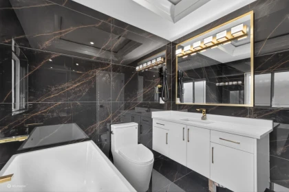 Entry Foyer Photo of 12927 115a Avenue, Surrey, BC