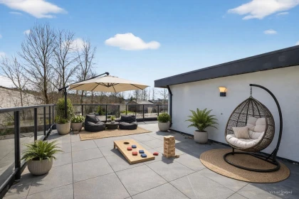 Hot Tub / Spa Photo of 12927 115a Avenue, Surrey, BC