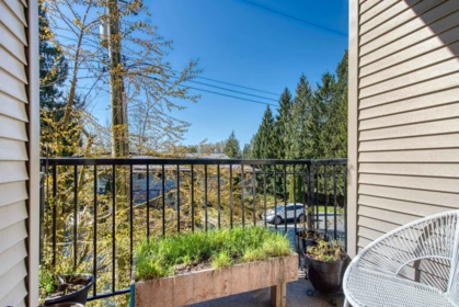 Garden / Landscaping Photo of 7 32501 Fraser Crescent, Mission, BC