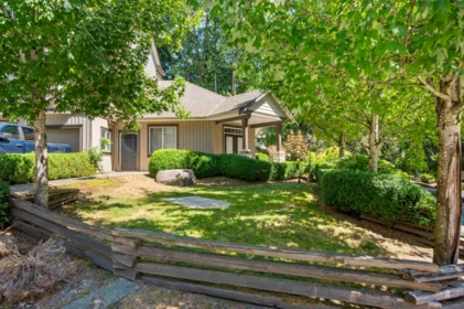 Hot Tub / Spa Photo of 7 32501 Fraser Crescent, Mission, BC