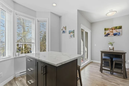 Powder Room Photo of 7 32501 Fraser Crescent, Mission, BC