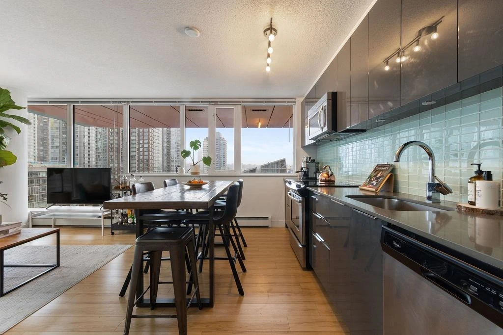 Family Room Photo of 609 1325 Rolston Street, Vancouver, BC