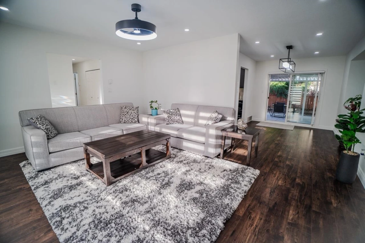 Dining Area Photo of 6154 130b Street, Surrey, BC