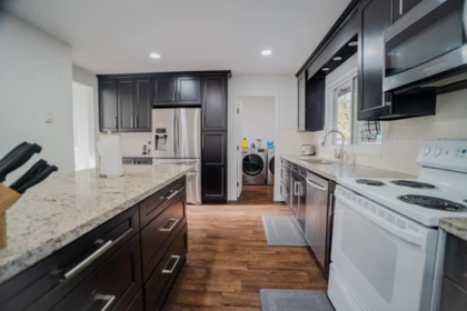 Kitchen Photo of 6154 130b Street, Surrey, BC