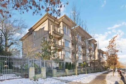 111 13468 King George Boulevard, Surrey, BC, Surrey — Apartment/Condo for sale