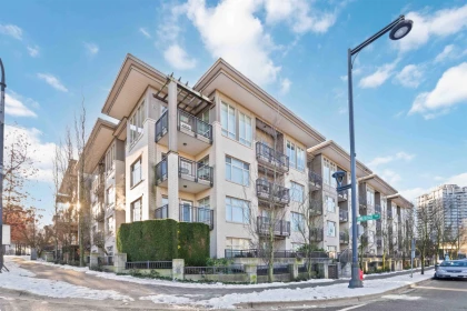 Pantry Photo of 111 13468 King George Boulevard, Surrey, BC