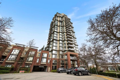Staircase Photo of 1703 15 E Royal Avenue, New Westminster, BC
