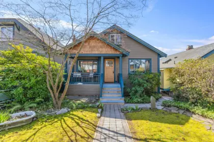 2282 E 7th Avenue, Vancouver, BC, Vancouver — Single Family Residence for sale