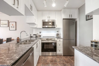 Kitchen Photo of 304 135 Eleventh Street, New Westminster, BC