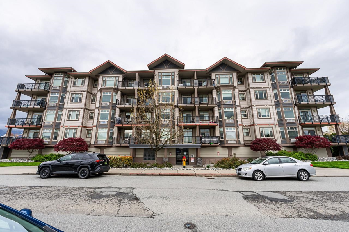 Exterior Rear Photo of 204 46021 Second Avenue, Chilliwack, BC
