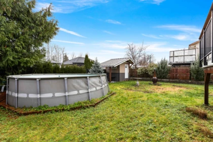 Garden / Landscaping Photo of 8124 Forbes Street, Mission, BC