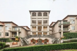 208 3176 Plateau Boulevard, Coquitlam, BC