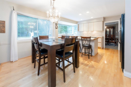 Dining Area Photo of 17352 26a Avenue, White Rock, BC