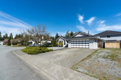 12336 Nikola Street, Pitt Meadows, BC, Pitt Meadows — Single Family Residence for sale