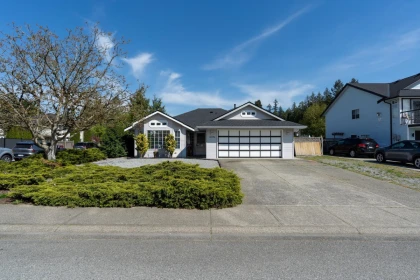 12336 Nikola Street, Pitt Meadows, BC, Pitt Meadows — Single Family Residence for sale