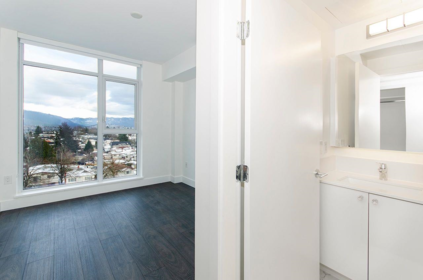 Guest Bathroom Photo of 808 2435 Kingsway Street, Vancouver, BC