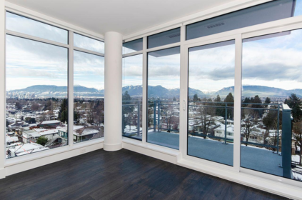 Walk-In Closet Photo of 808 2435 Kingsway Street, Vancouver, BC