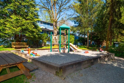 Hot Tub / Spa Photo of 8328 Aspenwood Place, Burnaby, BC