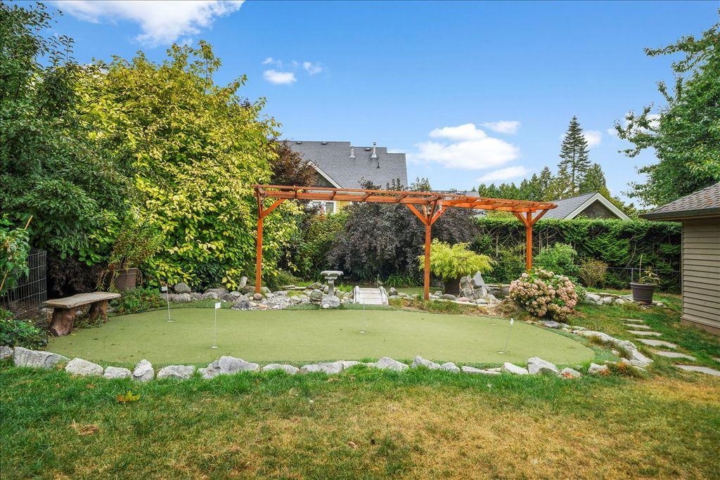 Dining Area Photo of 5085 1 Avenue, Delta, BC