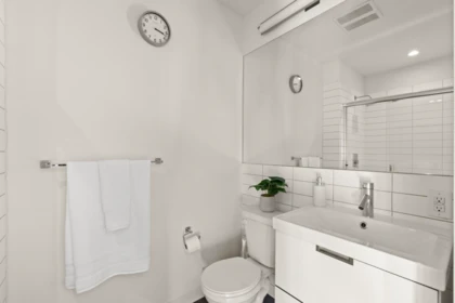 Laundry Room Photo of 618 138 E Hastings Street, Vancouver, BC