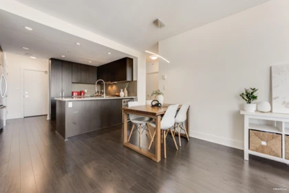 Kitchen Photo of 1901 1155 The High Street, Coquitlam, BC