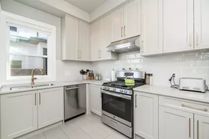 Breakfast Nook Photo of 2856 165 Street, Surrey, BC