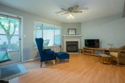 Hallway Photo of 28 2023 Winfield Drive, Abbotsford, BC