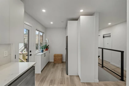 Primary Bathroom Photo of 1344 Prairie Avenue, Port Coquitlam, BC