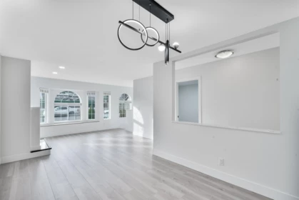 5811 Sprott Street, Burnaby, BC, Burnaby — Half Duplex for sale