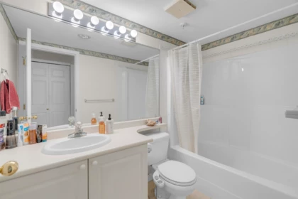 Powder Room Photo of 103 13226 104 Avenue, Surrey, BC