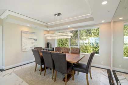 Kitchen Photo of 701 3105 Deer Ridge Drive, West Vancouver, BC