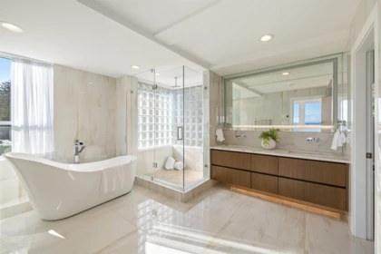 Mudroom Photo of 701 3105 Deer Ridge Drive, West Vancouver, BC