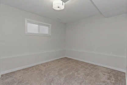 Hallway Photo of 2101 Diamond Road, Squamish, BC
