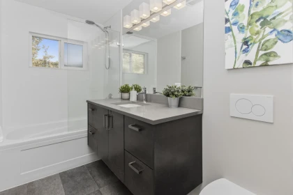 Walk-In Closet Photo of 2101 Diamond Road, Squamish, BC
