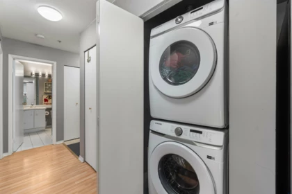 Mudroom Photo of 401 10533 University Drive, Surrey, BC