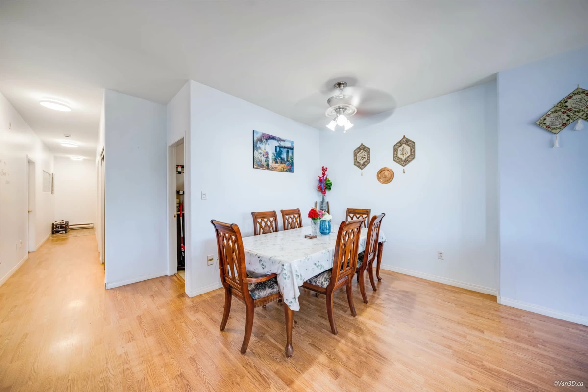 Family Room Photo of 209 20680 56 Avenue, Langley, BC