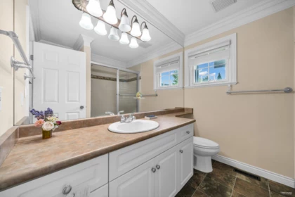 Garage Interior Photo of 14741 30 Avenue, Surrey, BC