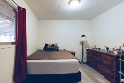 Bedroom 3 Photo of 4902 Laurel Avenue, Sechelt, BC