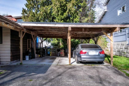 Laundry Room Photo of 4902 Laurel Avenue, Sechelt, BC