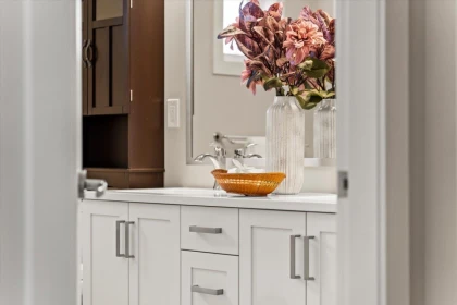 Guest Bathroom Photo of 85 46110 Thomas Road, Chilliwack, BC