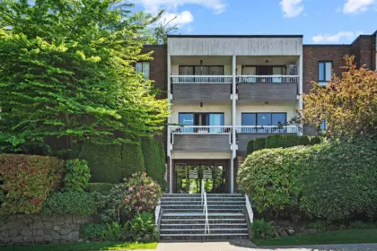 Backyard Photo of 210 2450 Cornwall Avenue, Vancouver, BC