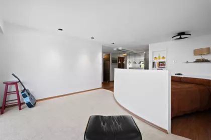 Entry Foyer Photo of 210 2450 Cornwall Avenue, Vancouver, BC