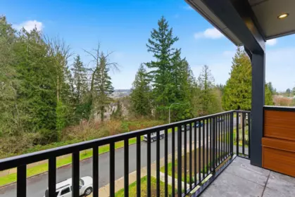 Entry Foyer Photo of 2 8408 17th Avenue, Burnaby, BC