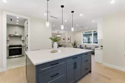 Kitchen Photo of 2 8408 17th Avenue, Burnaby, BC