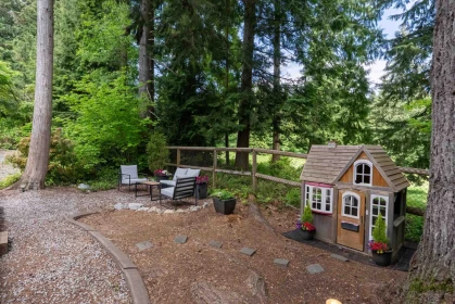 Front Yard Photo of 3303 Chartwell Green, Coquitlam, BC