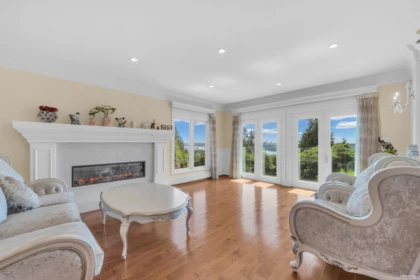 880 Younette Drive, West Vancouver, BC, West Vancouver — Single Family Residence for sale