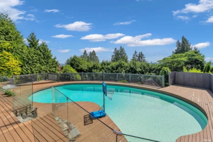 Front Yard Photo of 880 Younette Drive, West Vancouver, BC
