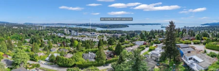 Street View Photo of 880 Younette Drive, West Vancouver, BC