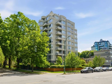 Front Yard Photo of 901 1566 W 13th Avenue, Vancouver, BC