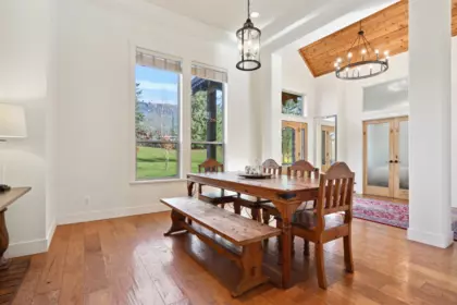 Primary Bedroom Photo of 4601 Bench Road, Chilliwack, BC